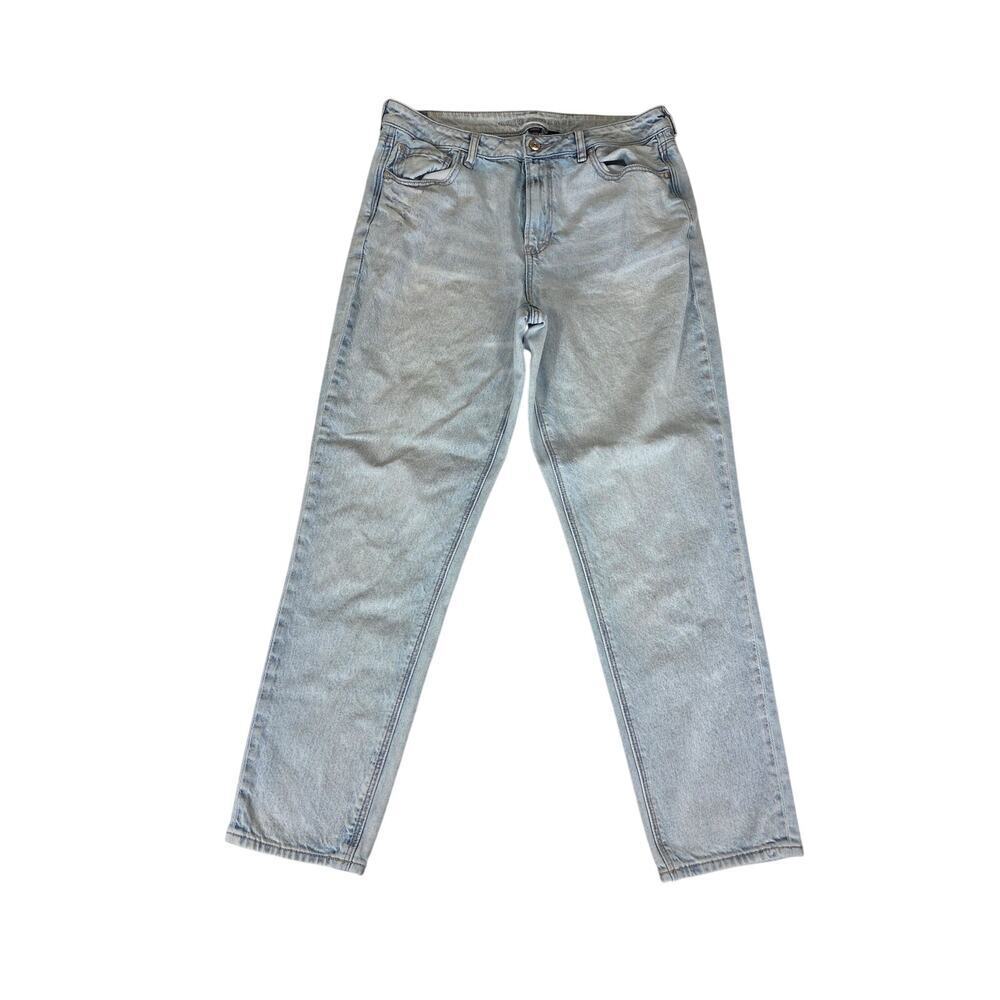 American Eagle Mom Jean Light Blue 14
